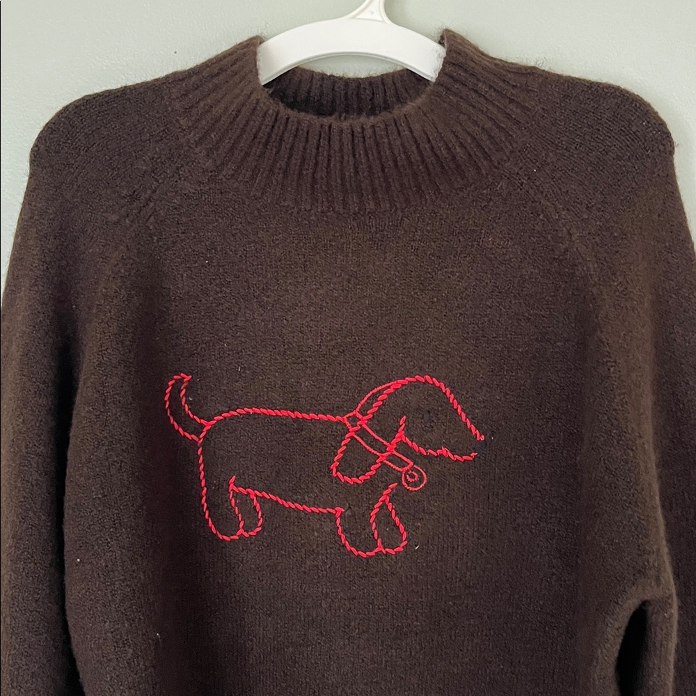 FLAT WHITE MOCK-NECK EMBROIDERED DOG SWEATER - Picture 7 of 11